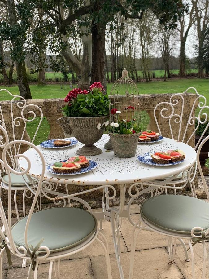 Le Bouquet Bleu Bed And Breakfast Siorac-en-Périgord Екстериор снимка